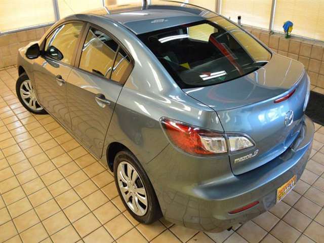 2013 Mazda Mazda3 i SV 4dr Sedan 5A